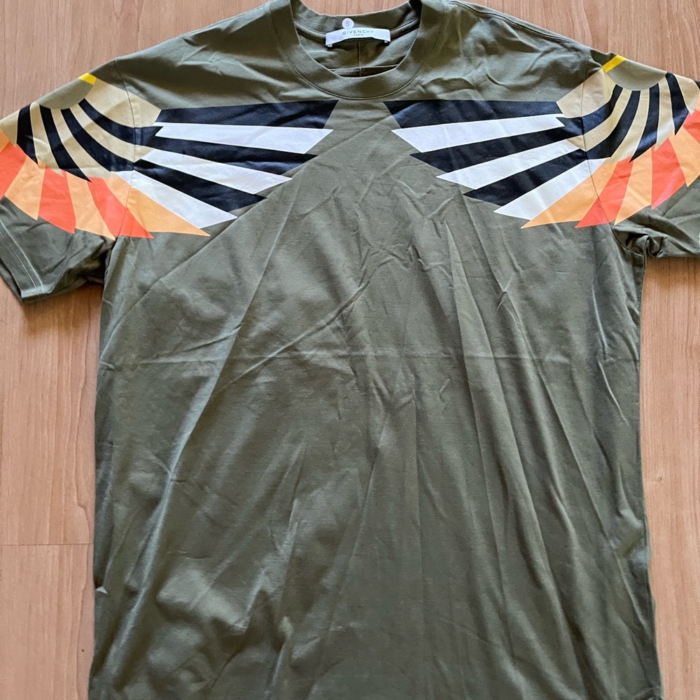 Streetwear luxury designer Givenchy Paris T-Shirt Olive Green Size S 2012